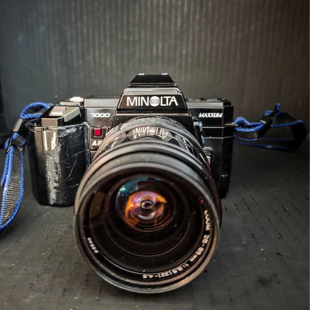 Minolta Maxxum 7000 35mm SLR Film Camera with 28-300, 70-210, and 28-85 Lenses